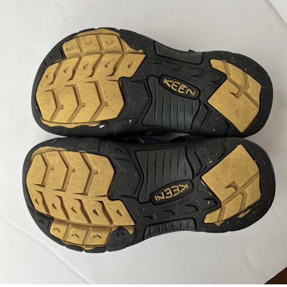 Keen Newport Water Friendly Kids Sandals - Picture 5 of 12